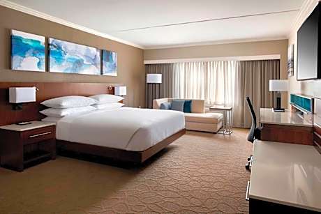 King Guest Room