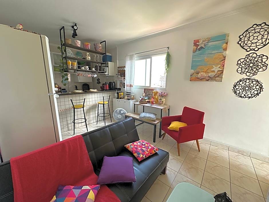 Apto Vista Mar 50m da Praia com estacionamento - O Cantinho da Sol