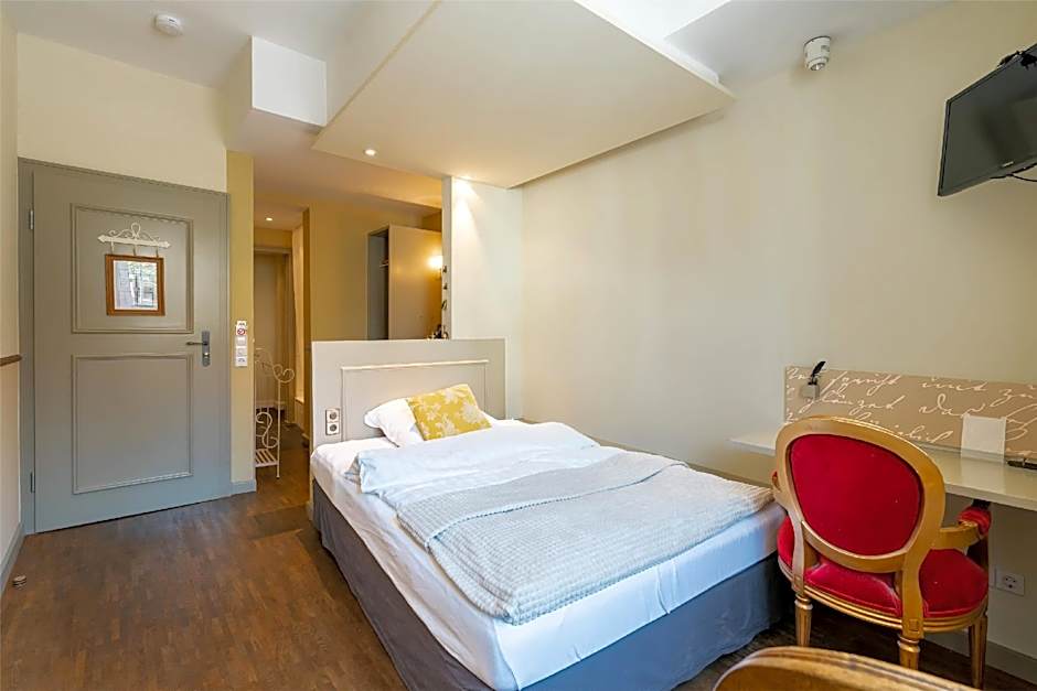 Friedrich von Schiller Hotel
