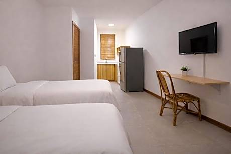 Twin Room with Balcony