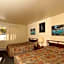 Monterey Fireside Lodge