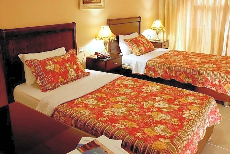 Jardaneh Hotel