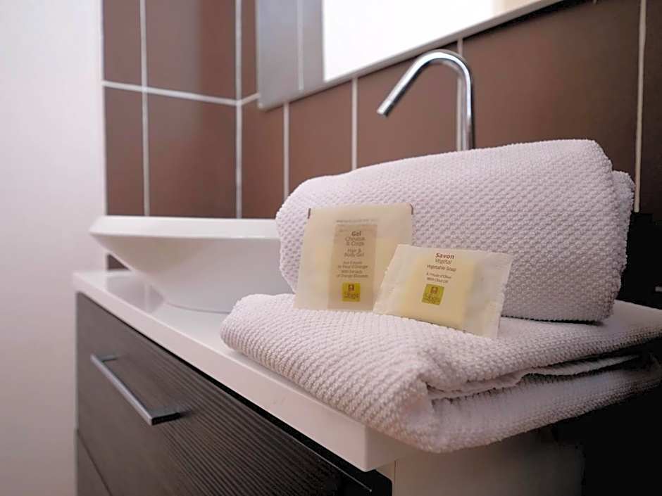 L'Alzire - Logis Auberge Culturelle