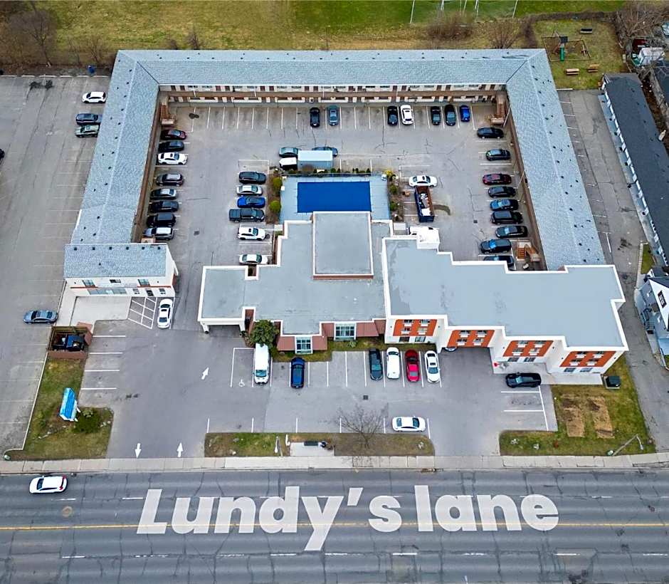 Niagara Lodge & Suites