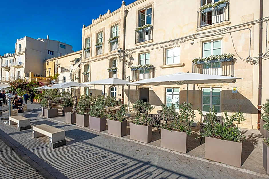 Palazzo Alfeo Aparthotel