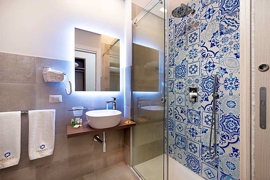 Hermes Hotel