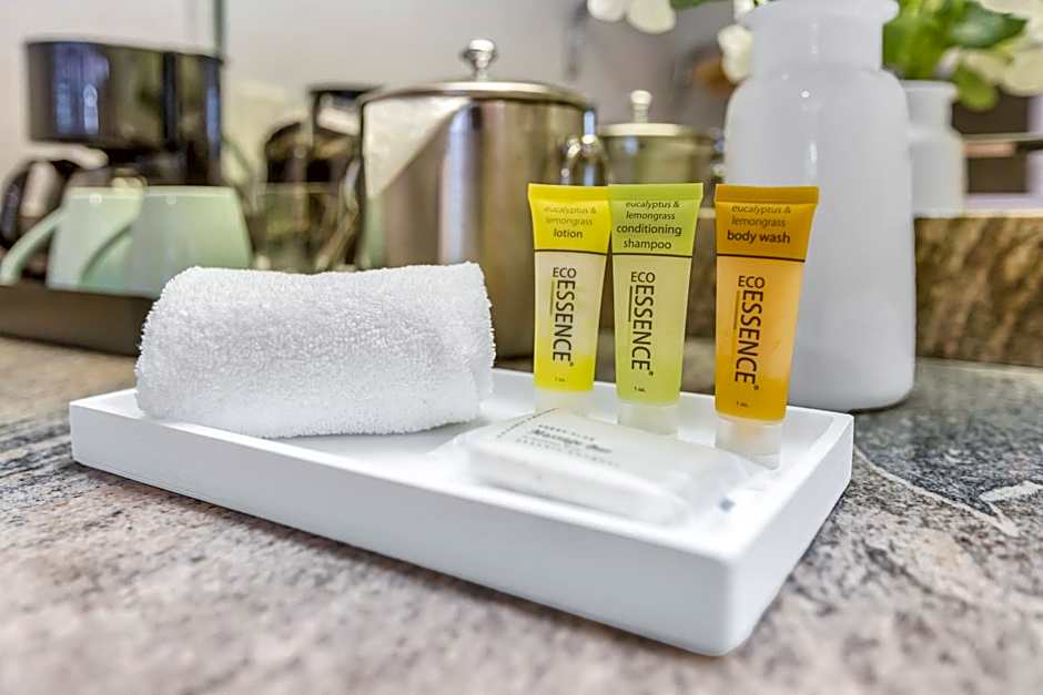 Napa Valley Hotel & Suites