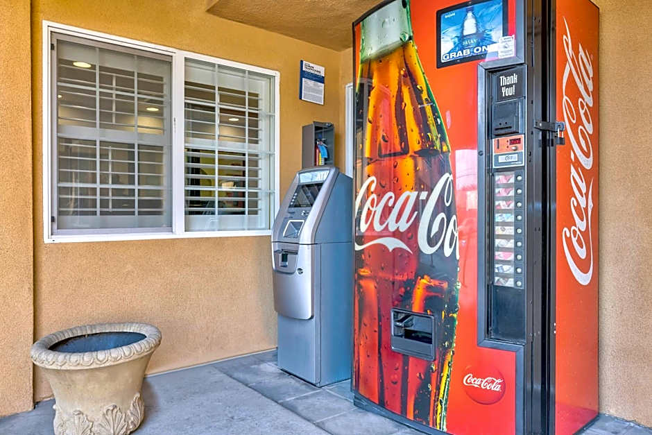 Motel 6 South Gate CA