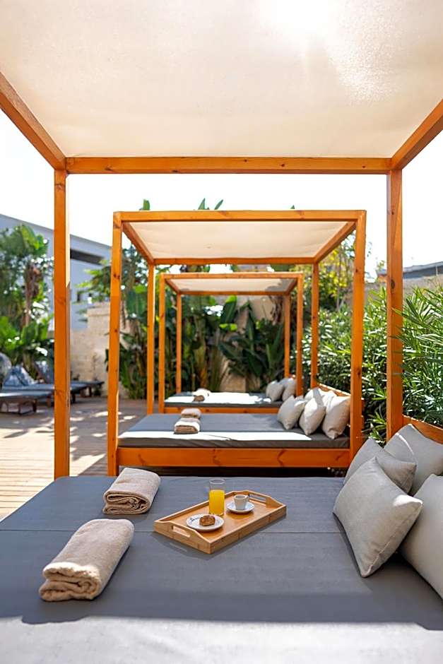 Athineon Hotel