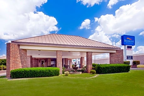 Baymont by Wyndham Paris