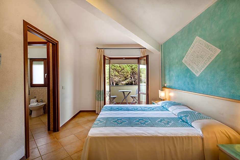 Photo 1 of 4 of 1 Double Bed or 2 Beds, Terrace