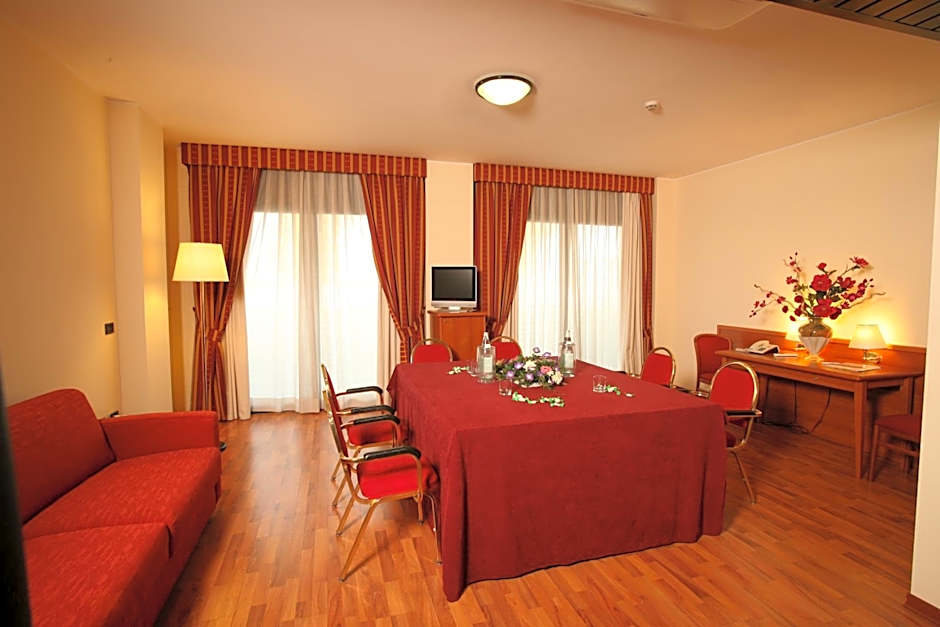 Hotel Executive Meeting & Events