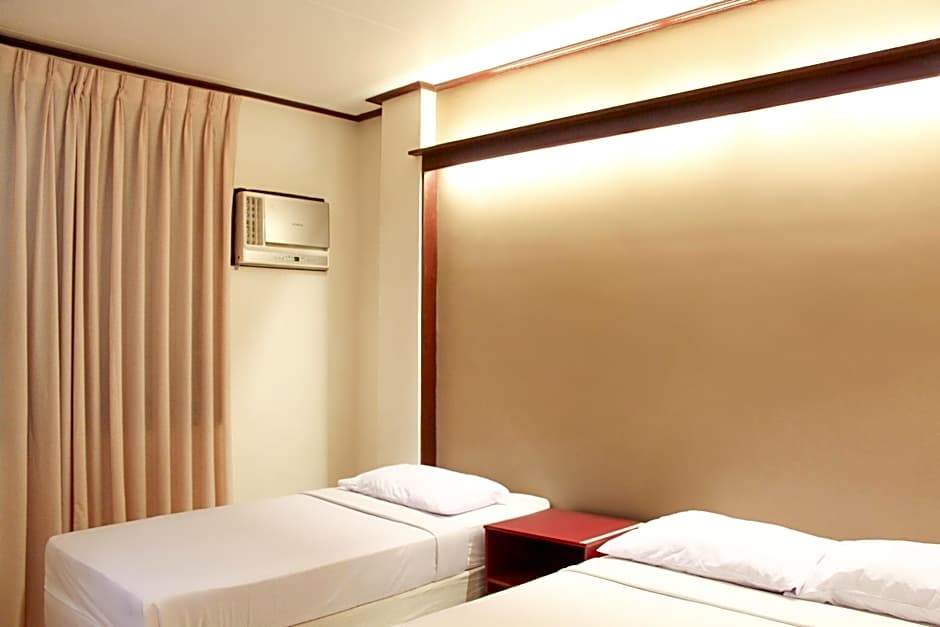 Dumaguete Royal Suite Inn