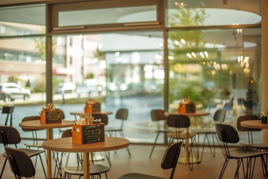 Holiday Inn - the niu, Mesh Stuttgart Messe By IHG