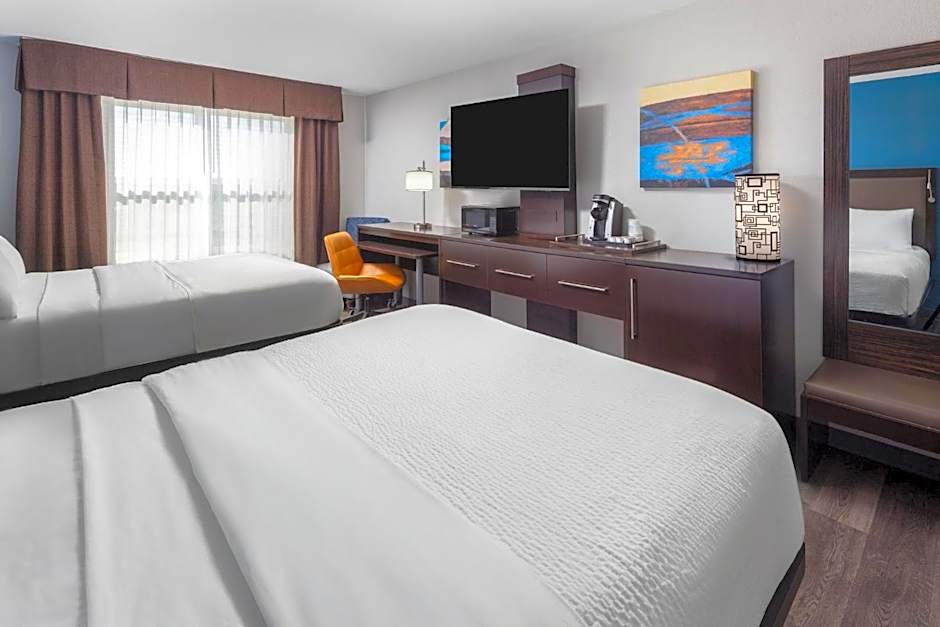 Holiday Inn Express Hotel & Suites St. Louis West-OFallon By IHG