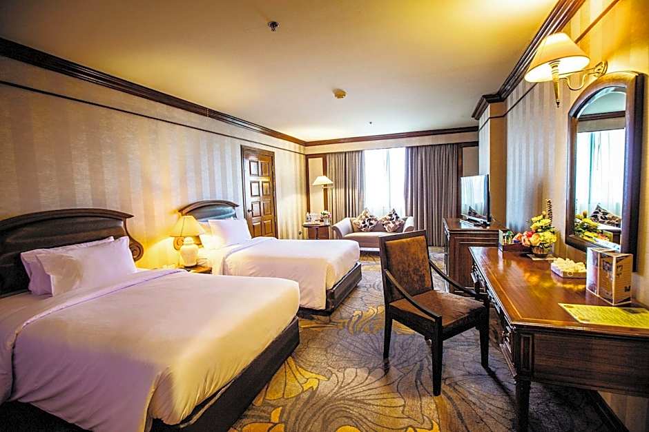 Twin Lotus Hotel