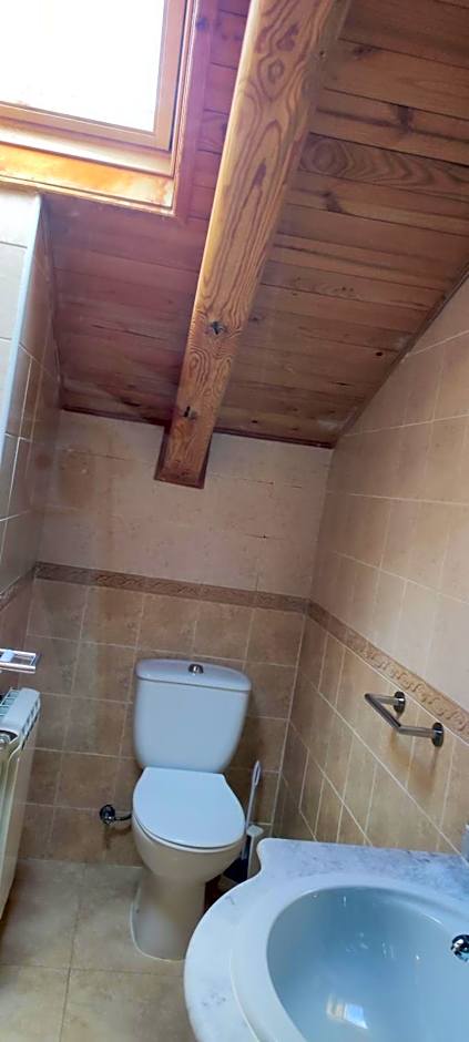 ALTOGREDOS Hotel Rural y apartamentos turísticos