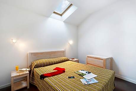 One-Bedroom Apartment (4 Adults)