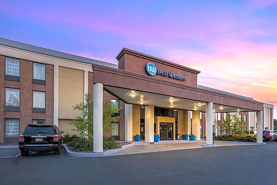 Best Western Harrisburg North Hotel