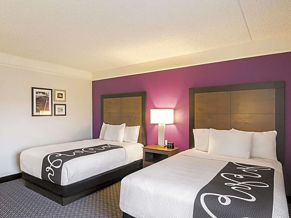 La Quinta Inn & Suites by Wyndham Denver Airport Dia