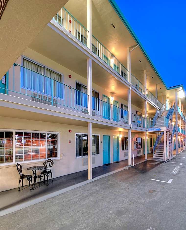 The Stevenson Monterey