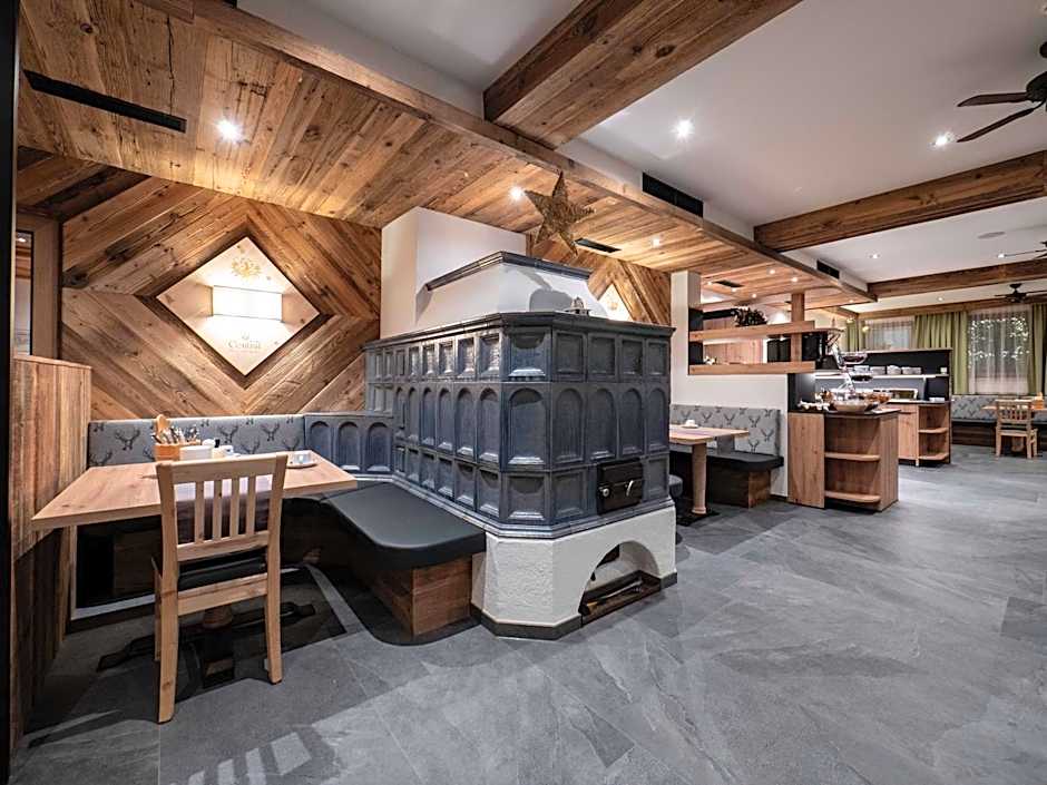 Hotel & Apart Central