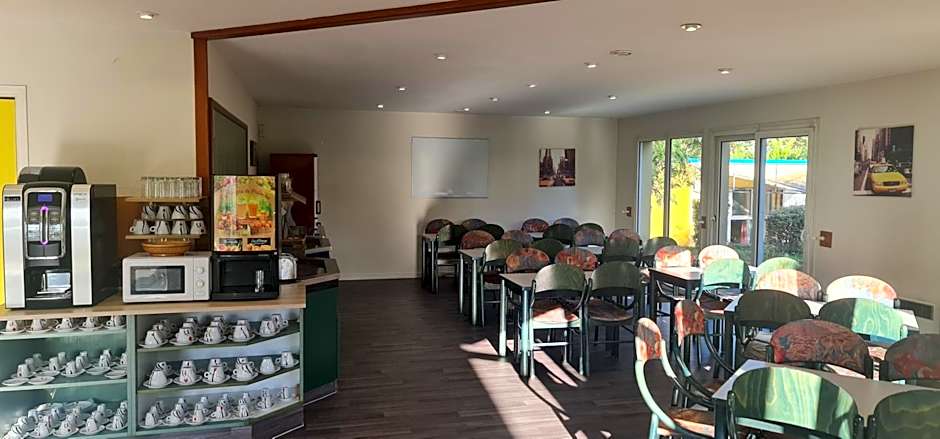 Hotel Charme En Maconnais Fasthotel Macon Nord