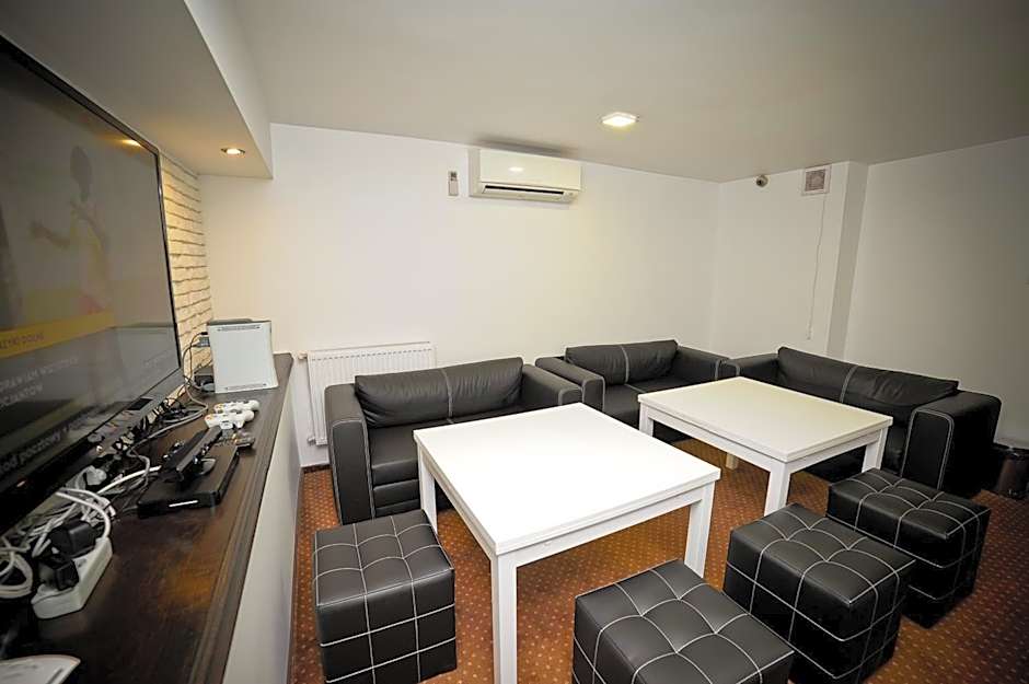 World Hostel - Old Town