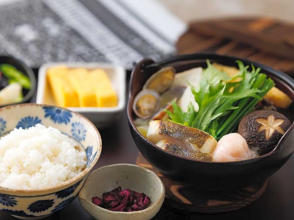 THE GATE HOTEL RYOGOKU by HULIC