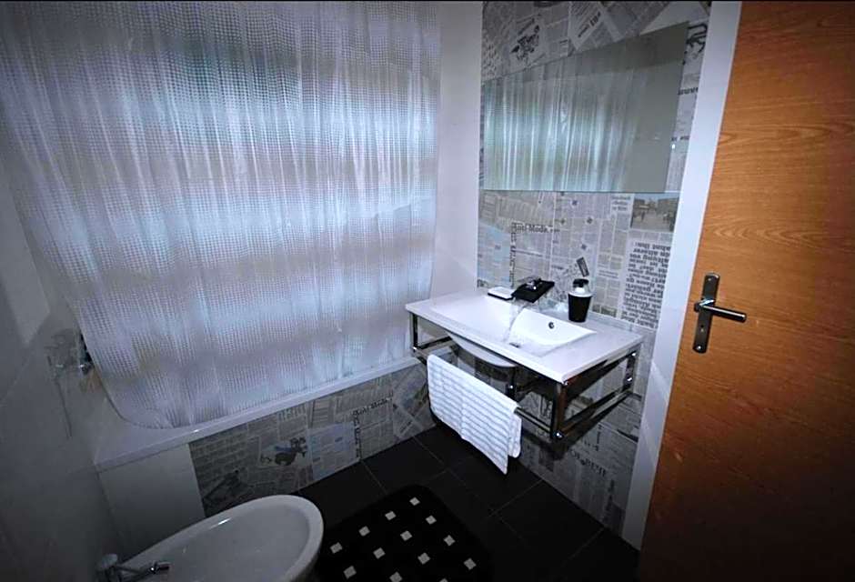 Green Wave Hostel