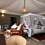 Inzalo Safari Lodge