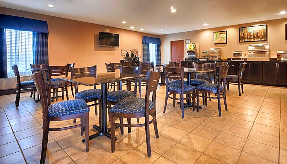 SureStay Plus Hotel By Best Western Roanoke Rapids