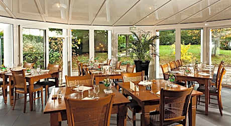 Logis Cottage Hotel