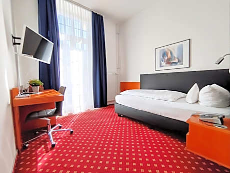 Economy Single Room