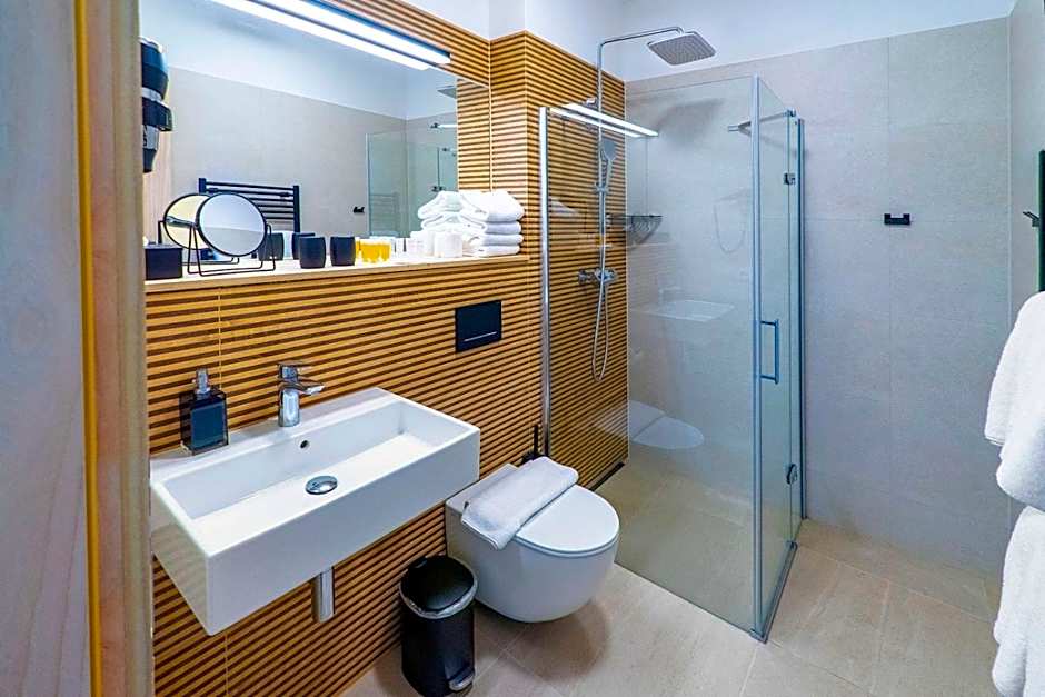 Hotel Vinice Hnanice