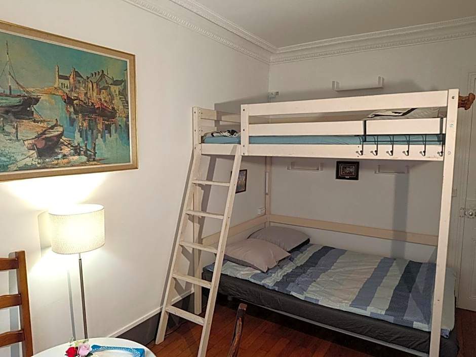 Chambres privées dans un appartement de 2 pièces à Paris 13e