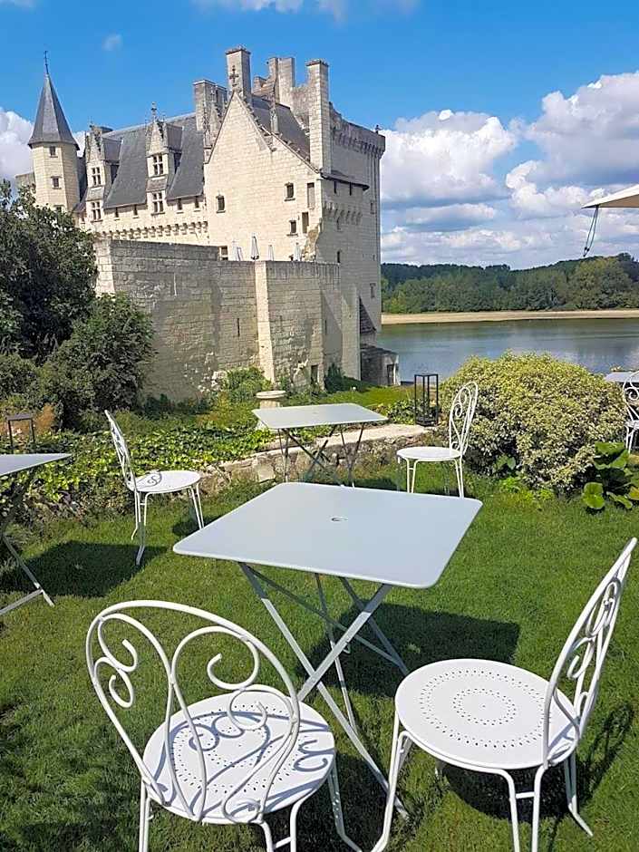 Logis Hotel Le Bussy