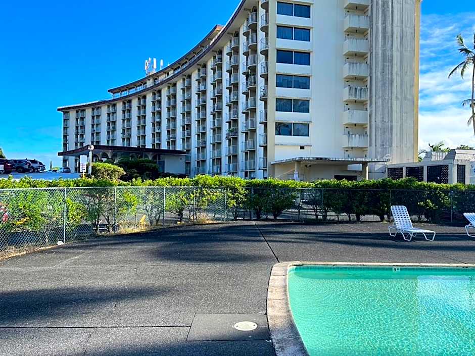 Stunning Views Best location in Hilo 2BR modern Condo