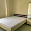 OYO Life 93399 Kos Batulayar