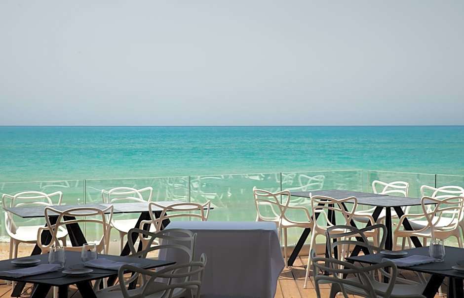 Luna Minoica Suites and Apartments