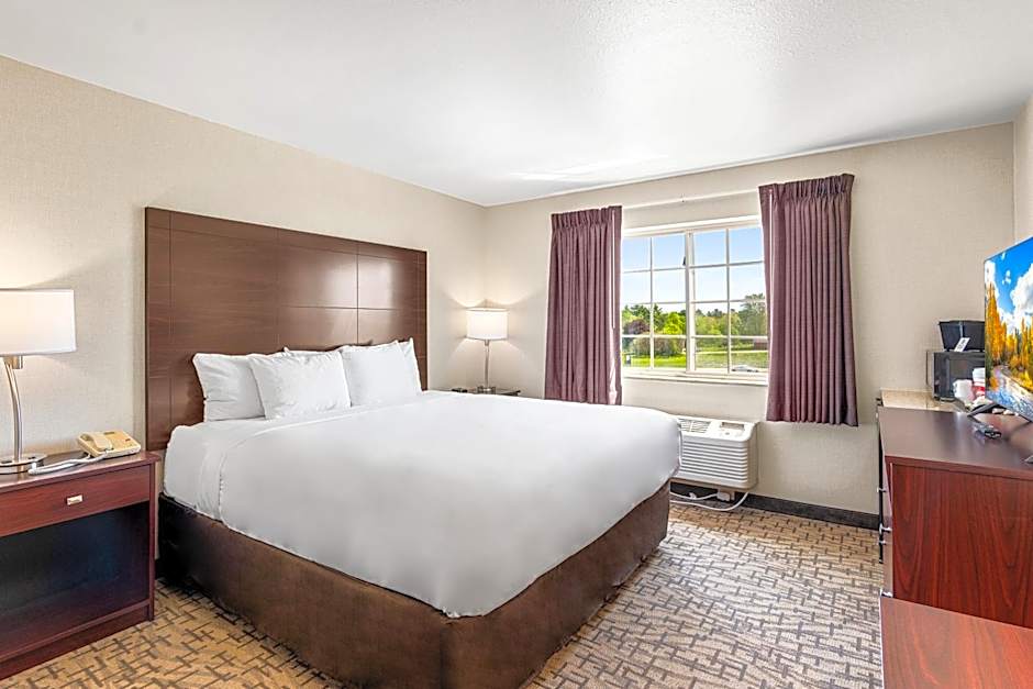 Boarders Inn & Suites by Cobblestone Hotels - Shawano