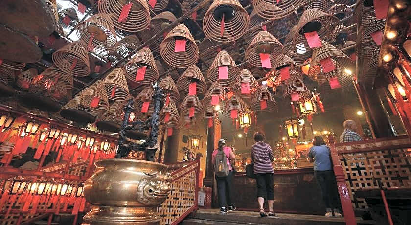 Butterfly on Wellington, Central