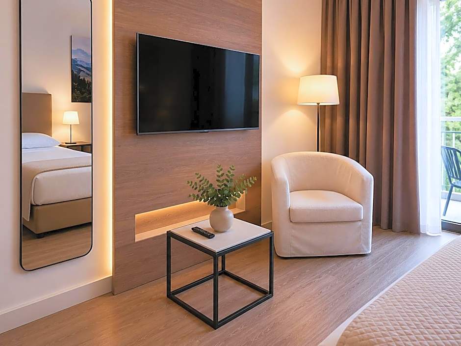 Droushia Heights Hotel