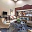 La Quinta Inn & Suites by Wyndham DFW Airport West - Euless