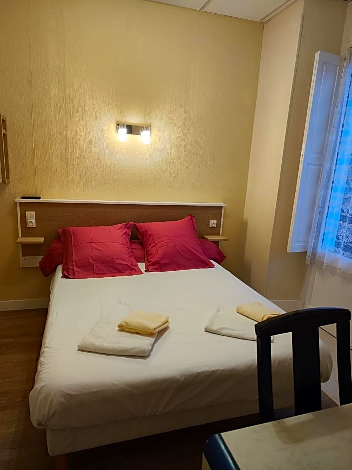 Hotel Du Rocher