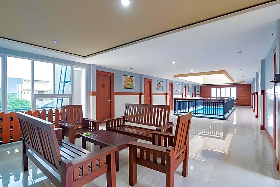 Sans Hotel Budaya Cirebon