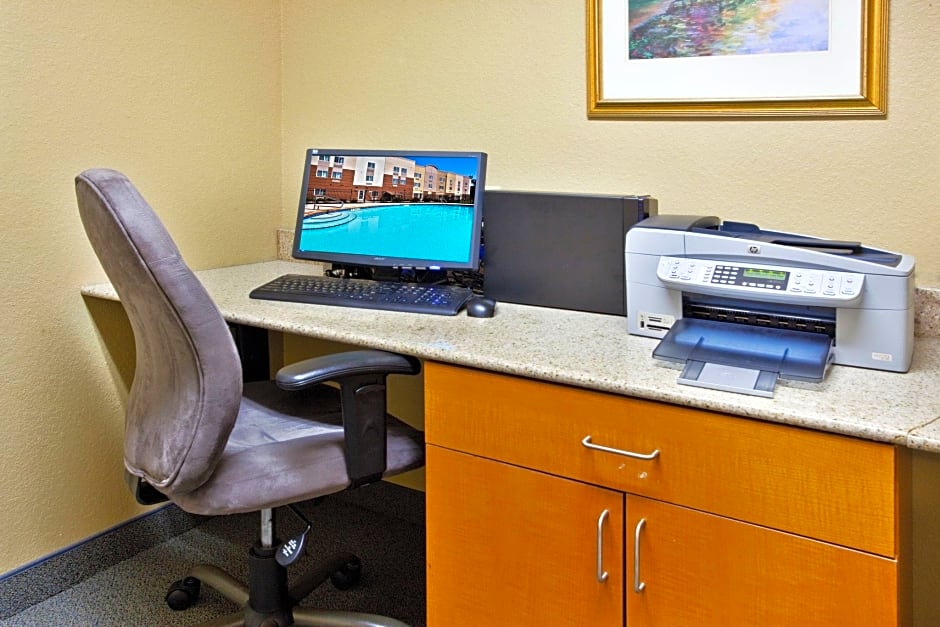 Candlewood Suites Macon By IHG