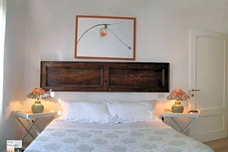Deluxe Room (2 Adults + 1 Child)