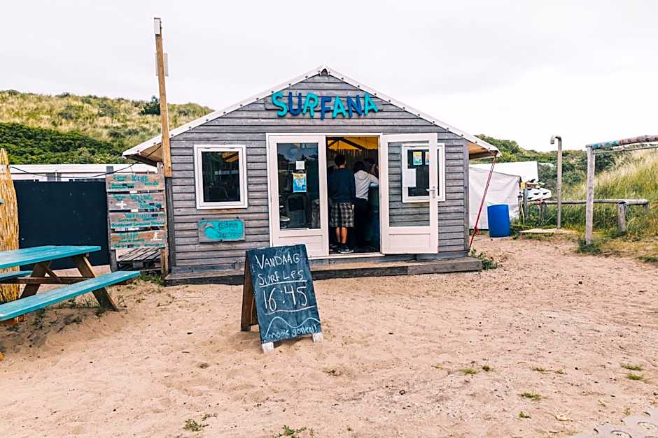 Surfana Vlieland Surf Host en Bed & Breakfast