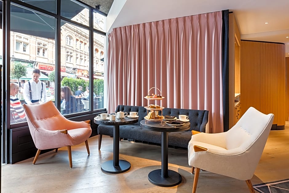 Radisson Blu Hotel, London Leicester Square